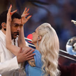 Esküvő, tánc és elképesztő látvány, ilyen volt a Super Bowl LX félidei show-ja